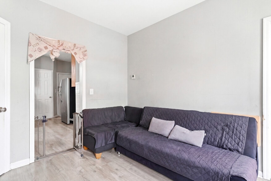More Photos Of 369 E Kinney St, Newark Apartments For Sale