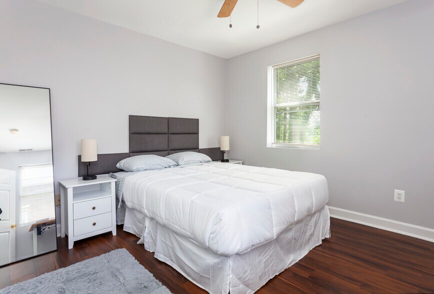 More Photos Of 2859 Denver St SE, Washington Apartments For Sale