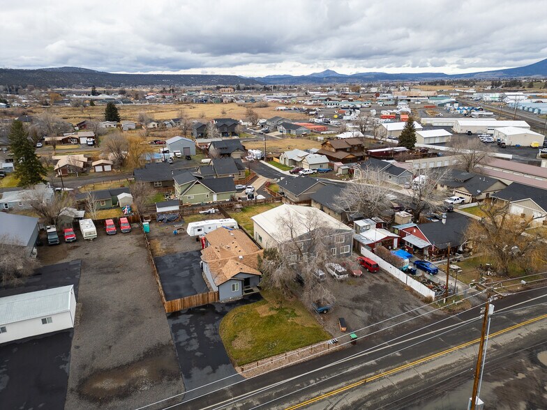 More Photos Of 1505 NW Harwood Ave, Prineville Apartments For Sale