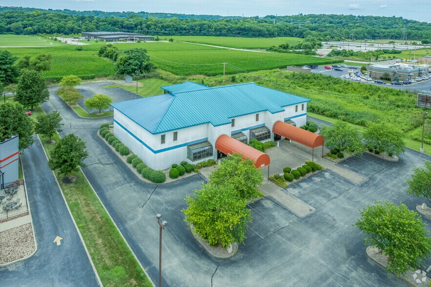 More Photos Of 555 E Eads Pky, Lawrenceburg Medical For Sale