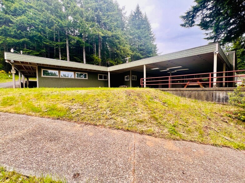 More Photos Of 1190 N Tenmile Lk, Lakeside Trailer Camper Park For Sale