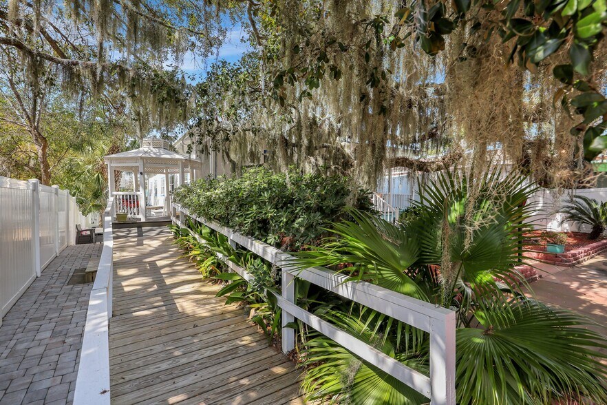 More Photos Of 24 Van Horne Ave, Tybee Island Hospitality For Sale