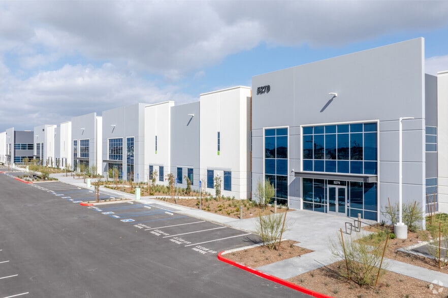 More Photos Of 5200-5210 Hamner, Eastvale Unknown For Lease