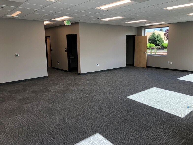 More Photos Of 6220 NE 147th Ave, Vancouver Industrial For Sale