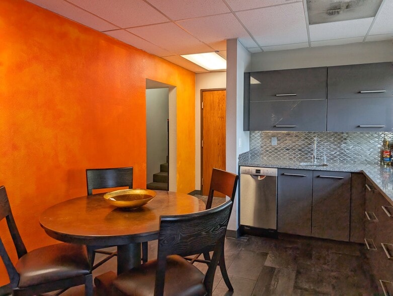 More Photos Of 5828 N Lombard, Portland Medical For Sale