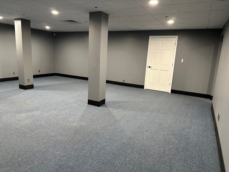 More Photos Of 9130 Otis Ave, Indianapolis Warehouse For Lease