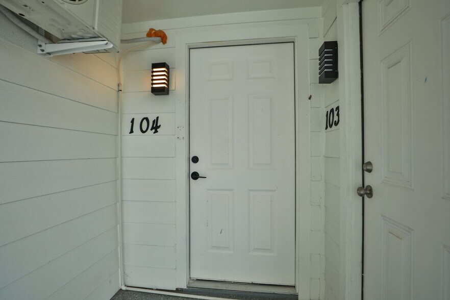 More Photos Of 712 Ball St, Galveston Apartments For Sale