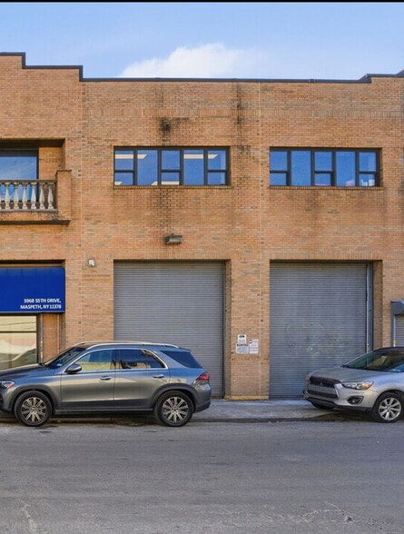 Primary Photo Of 5968 55th Dr, Maspeth Warehouse For Lease