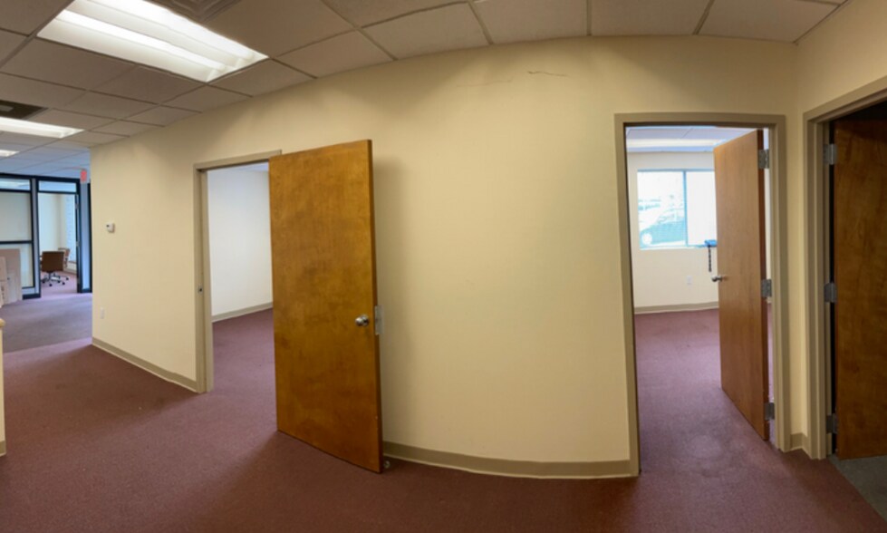 More Photos Of 69 Westchester Ave, Pound Ridge Storefront Retail Office For Lease