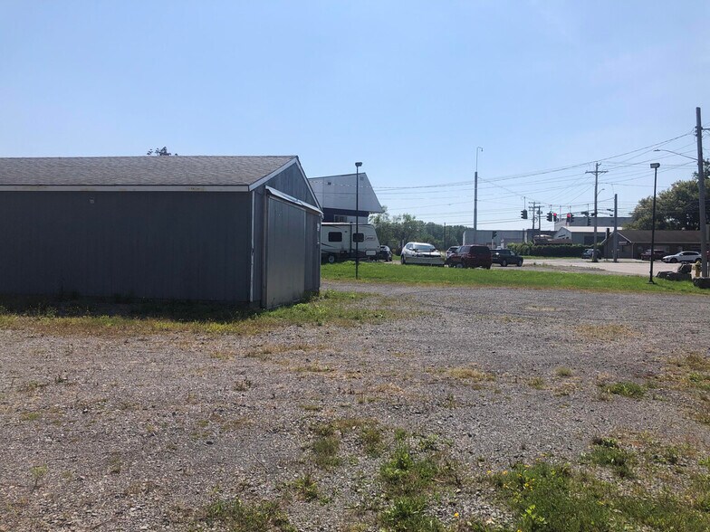 More Photos Of 6089 E Taft Rd, North Syracuse Auto Dealership For Sale