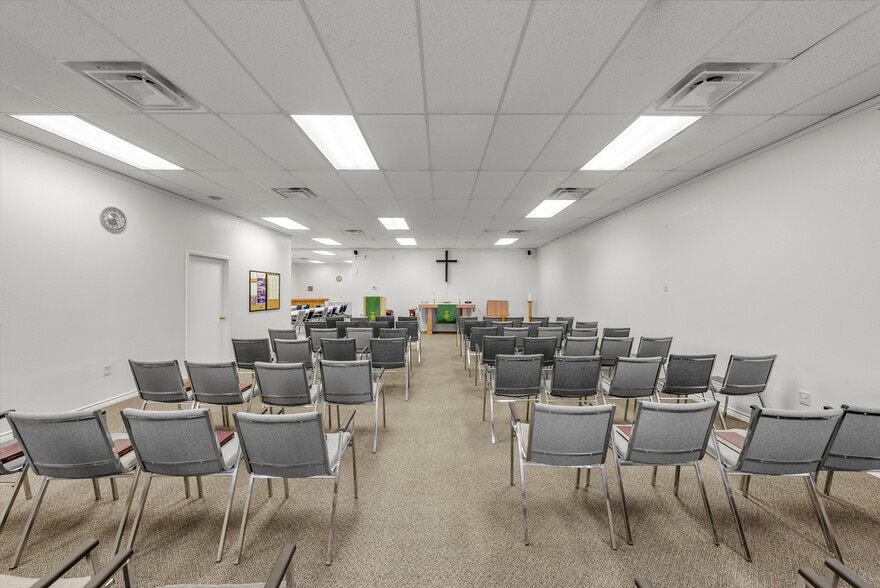 More Photos Of 3411 N Highway 281, Marble Falls Office For Sale