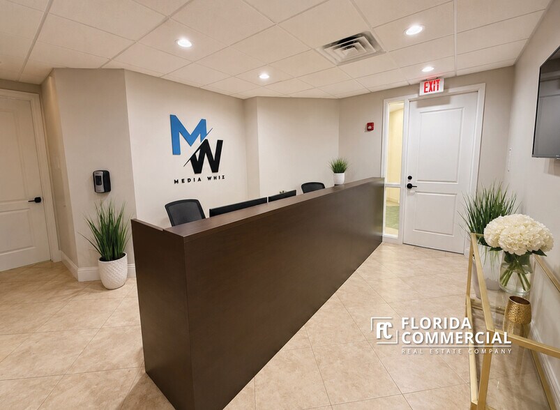 More Photos Of 2300 SE Monterey Rd, Stuart Office For Sale