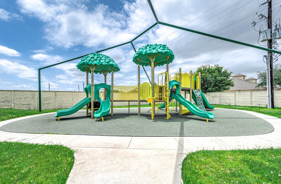 More Photos Of 12152 Shadow Creek Pky, Pearland Daycare Center For Sale