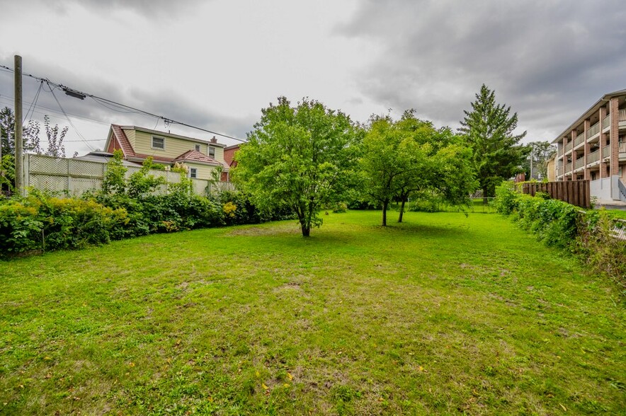 Primary Photo Of 188 Waterloo St, Kitchener Land For Sale