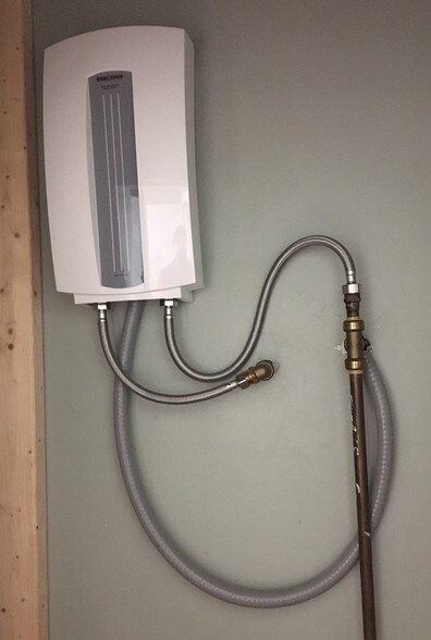 More Photos Of 903 Constitution Blvd, Beaver Falls Office For Lease