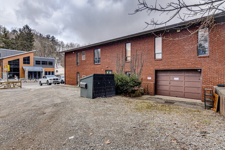 More Photos Of 3439 Babcock Blvd, Pittsburgh Office For Sale