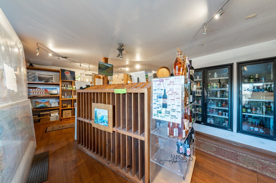 More Photos Of 309 Keller Ave, Fayetteville Storefront Retail Office For Sale