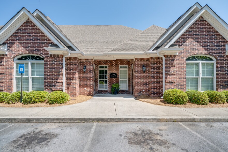 More Photos Of 111 Laurel Creek Rd Se, Calhoun Medical For Lease