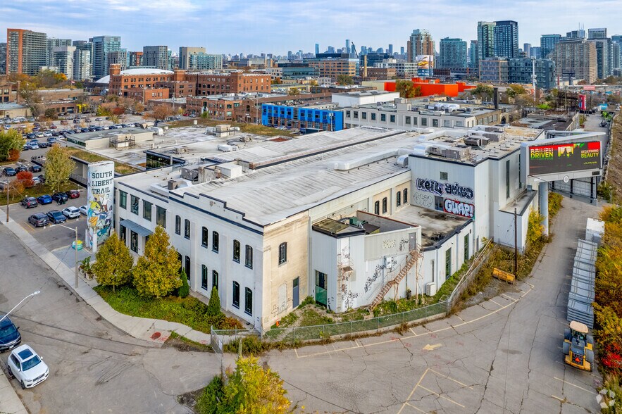 More Photos Of 2 Fraser Ave, Toronto Light Distribution For Lease