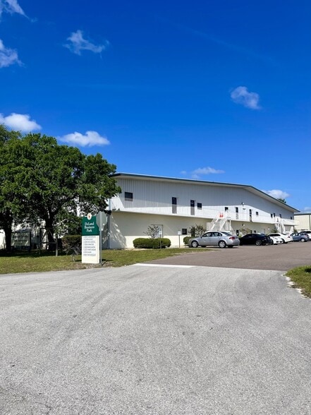 Primary Photo Of 1200 Flightline Blvd, Deland Flex For Lease