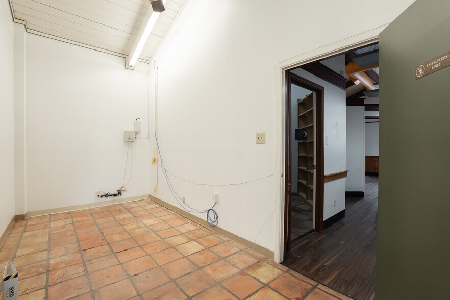 More Photos Of 5102 Salem Ave, Lubbock Medical For Sale