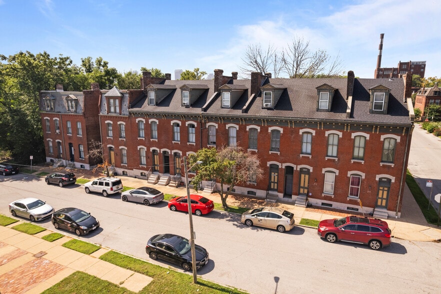 More Photos Of 1936-1956 Benton St, Saint Louis Apartments For Sale