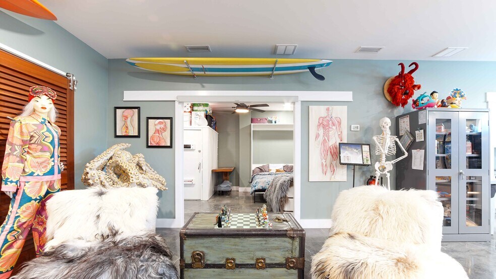 More Photos Of 17629 Cordova Pl, Panama City Beach Industrial For Sale