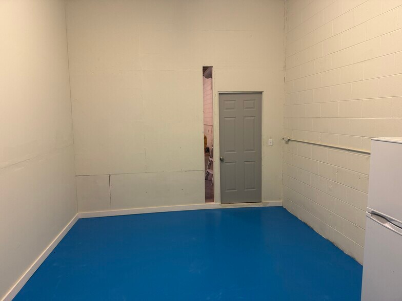 More Photos Of 1453 Hickory Crossing Rd, Hartwell Warehouse For Lease