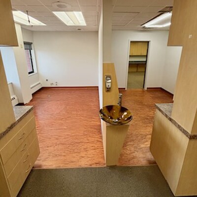 More Photos Of 6789 Ridge Rd, Parma Medical For Lease