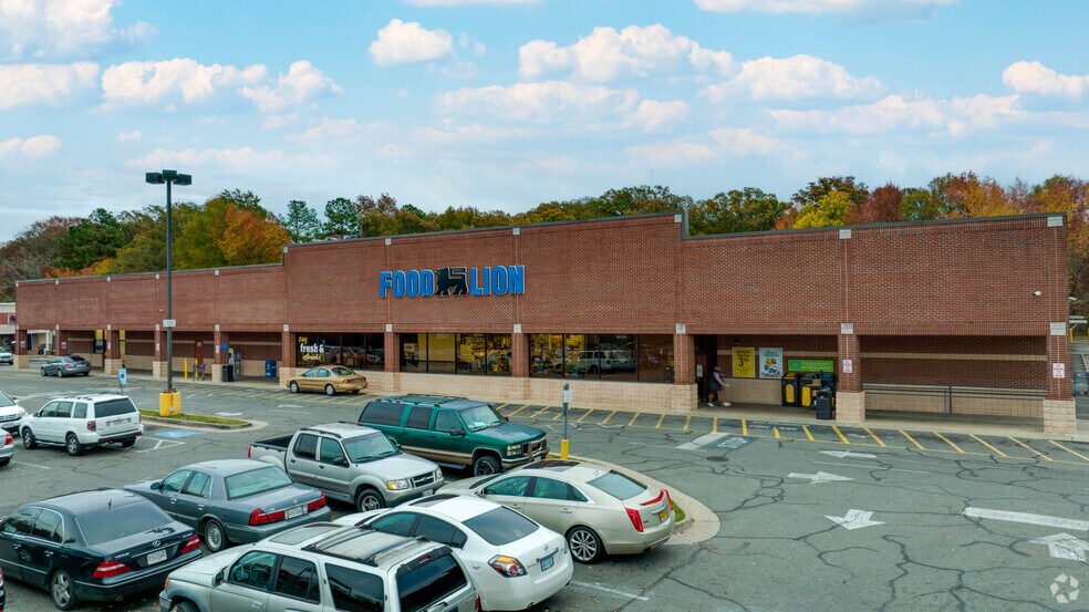 More Photos Of 6401-6409 Jahnke Rd, Richmond Storefront For Lease