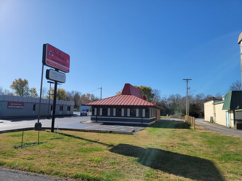 More Photos Of 2917 Fort Campbell Blvd, Hopkinsville Freestanding For Sale