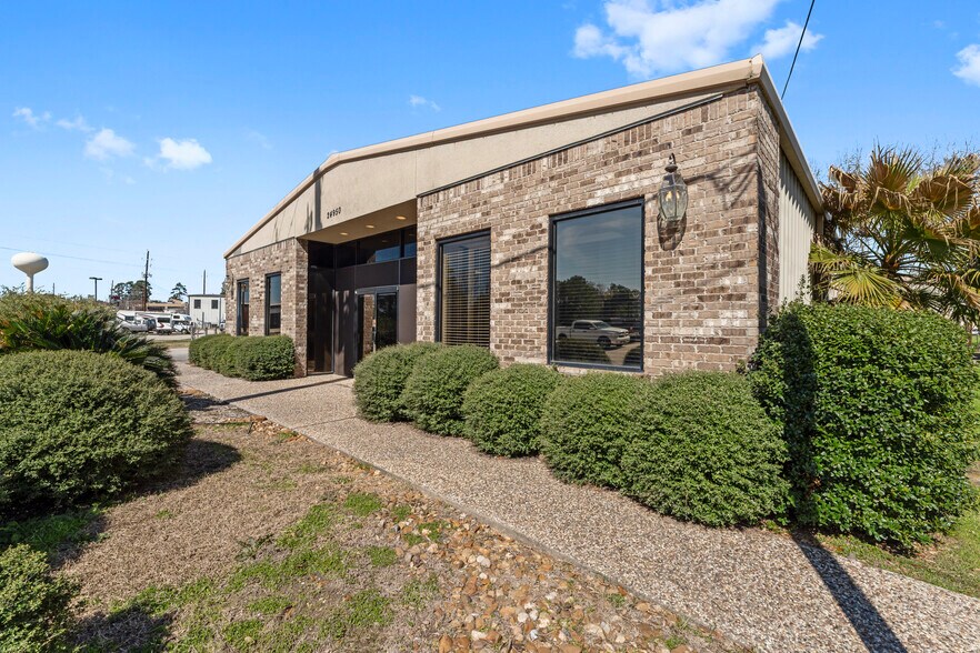 More Photos Of 24950 Spring Ridge Dr, Spring Office For Lease