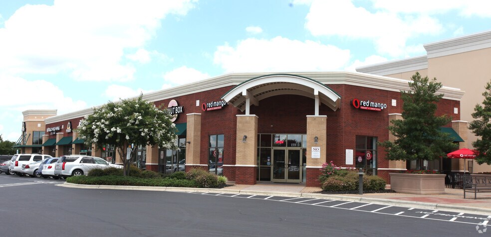 More Photos Of 5836 Samet Dr, High Point Freestanding For Lease