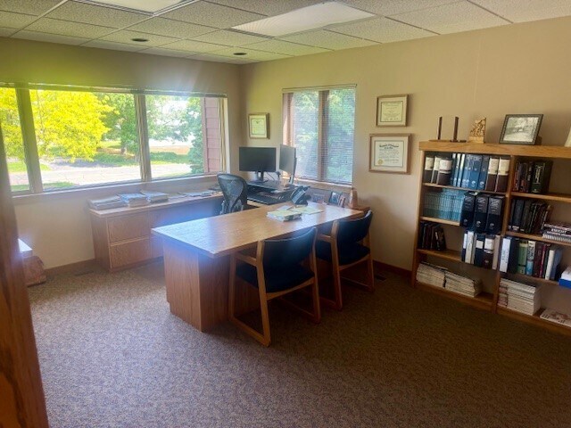 More Photos Of 1200 Heritage Dr, New Richmond Office For Sale