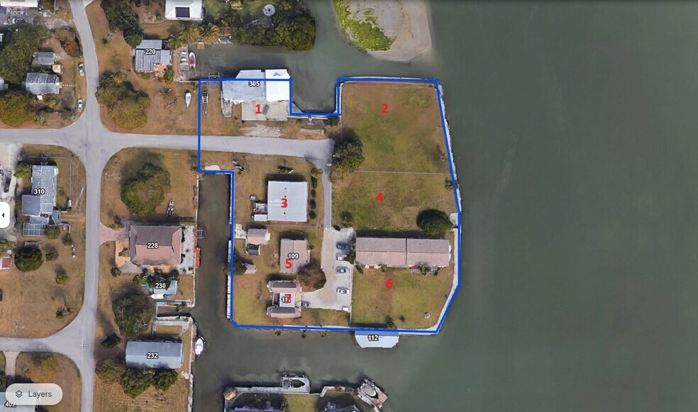 More Photos Of 301-305 Pear Tree Ave & 107, 108, 109, 110, 111 East Ct., Goodland Land For Sale