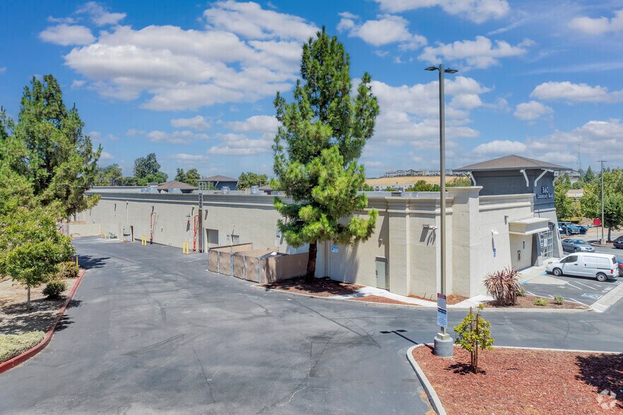 More Photos Of 3440-3448 Deer Valley Rd, Antioch Freestanding For Lease