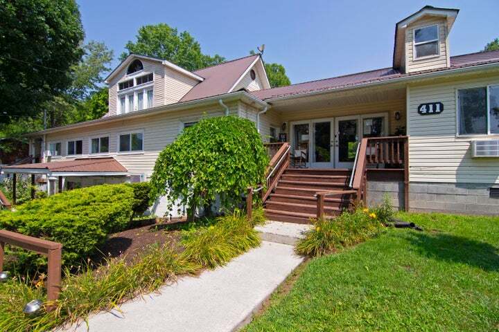 More Photos Of 408 Nicholas st, Rupert Healthcare For Sale