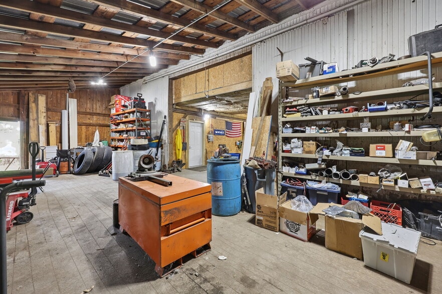 More Photos Of 1520 Island Rd, Circleville Multifamily For Sale