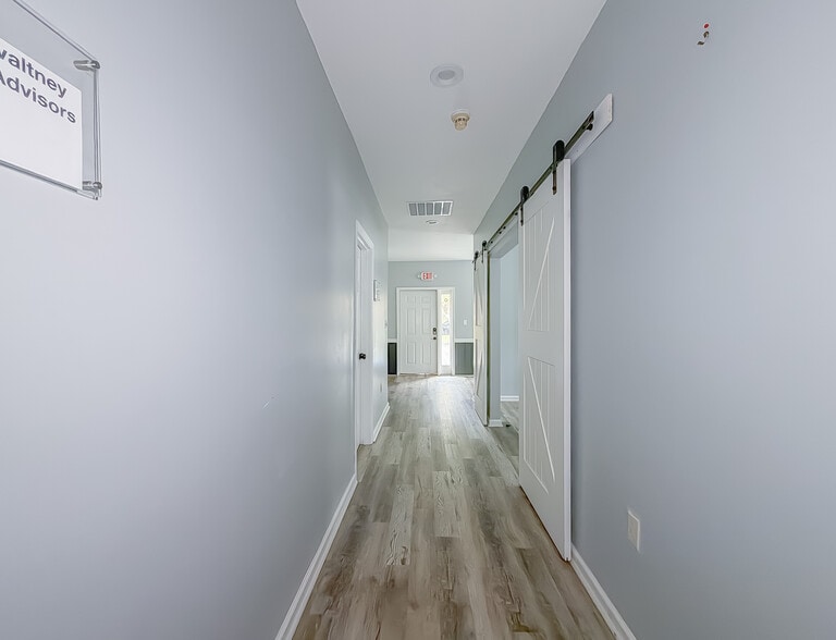 More Photos Of 2563-2567 Capital Medical Blvd, Tallahassee Medical For Sale