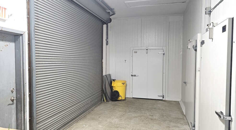 More Photos Of 1035 17th Ave, Santa Cruz Warehouse For Sale