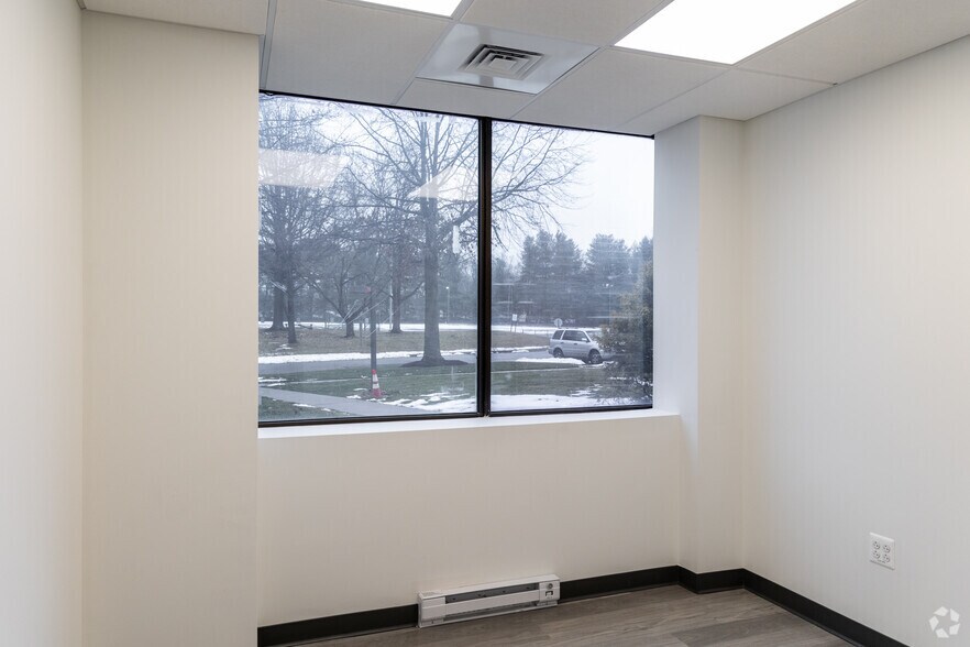 More Photos Of 201 Elizabeth St, Bordentown Warehouse For Lease