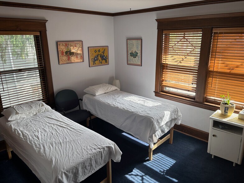 More Photos Of 1033 Grand Ave, Saint Paul Health Club For Sale