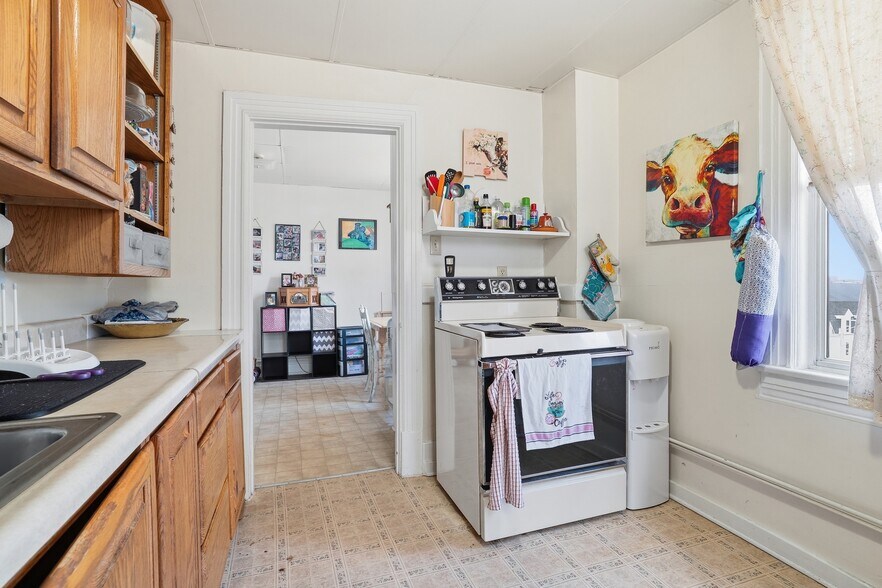 More Photos Of 10 Chesapeake St, Lyndora Apartments For Sale