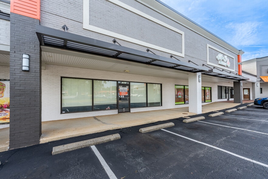 More Photos Of 1178 Woodruff Rd, Greenville Unknown For Lease
