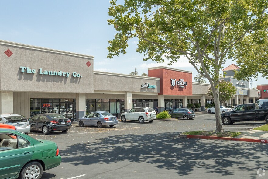 More Photos Of 6400-6480 Fair Oaks Blvd, Carmichael Unknown For Lease