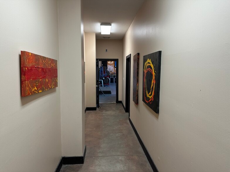 More Photos Of 2606 Spring Cypress Rd, Spring Warehouse For Sale