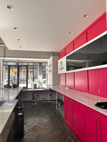 More Photos Of 850 NW 13th Ave, Portland Office For Lease