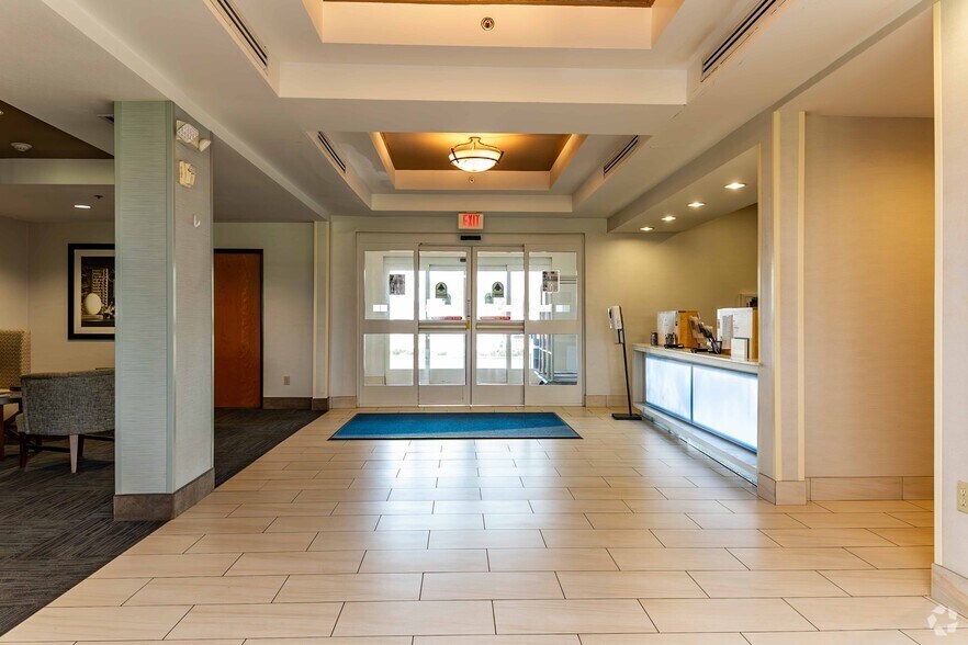 More Photos Of 80 Old Nicolette Rd, Mineral Wells Hotel For Sale