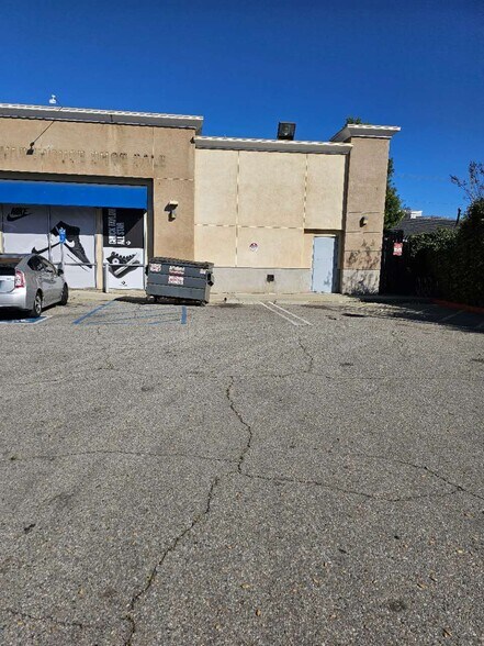 More Photos Of 1700 S Garey Ave, Pomona Freestanding For Sale
