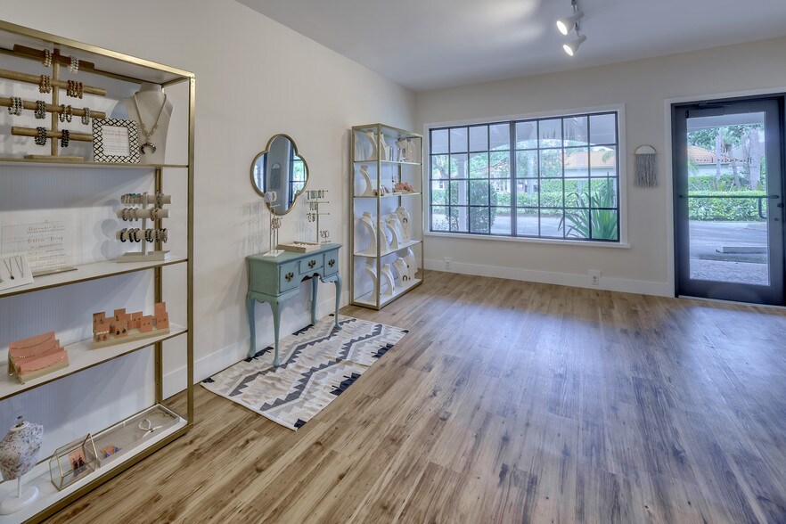 More Photos Of 390 Tequesta Dr, Jupiter Office For Lease